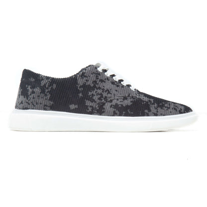 Black Camo Men's Canvas Shoe